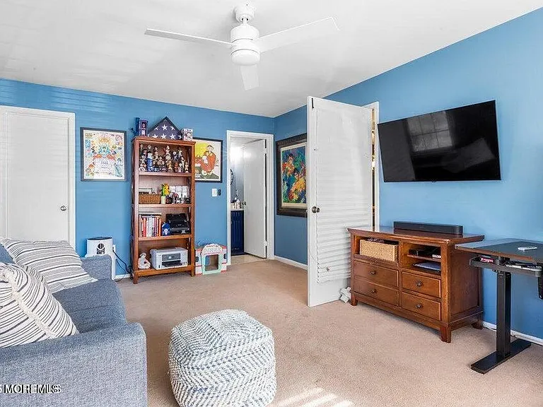 334 Mayfair Pl — Photo 10