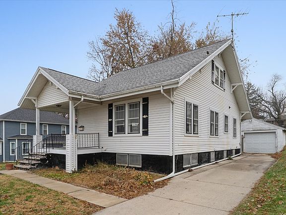 2nd image of 1104 15th St