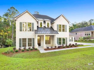 11 Longleaf Cir, Fairhope, AL 36532