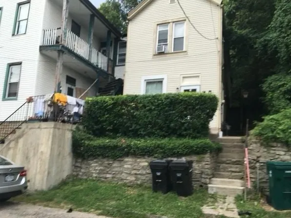 2734 Hoff Ave, Cincinnati, OH 45202