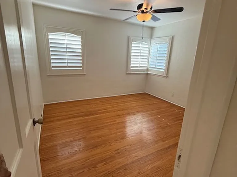 4525 E Village Rd — Photo 3