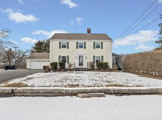 12 Lindale Ave, Biddeford, ME 04005