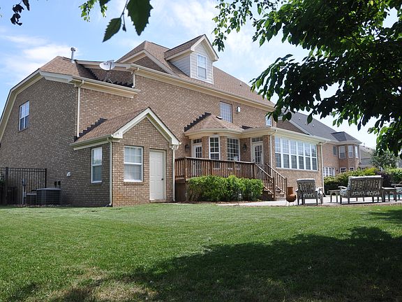 2nd image of 1307 Kemp Bridge Dr