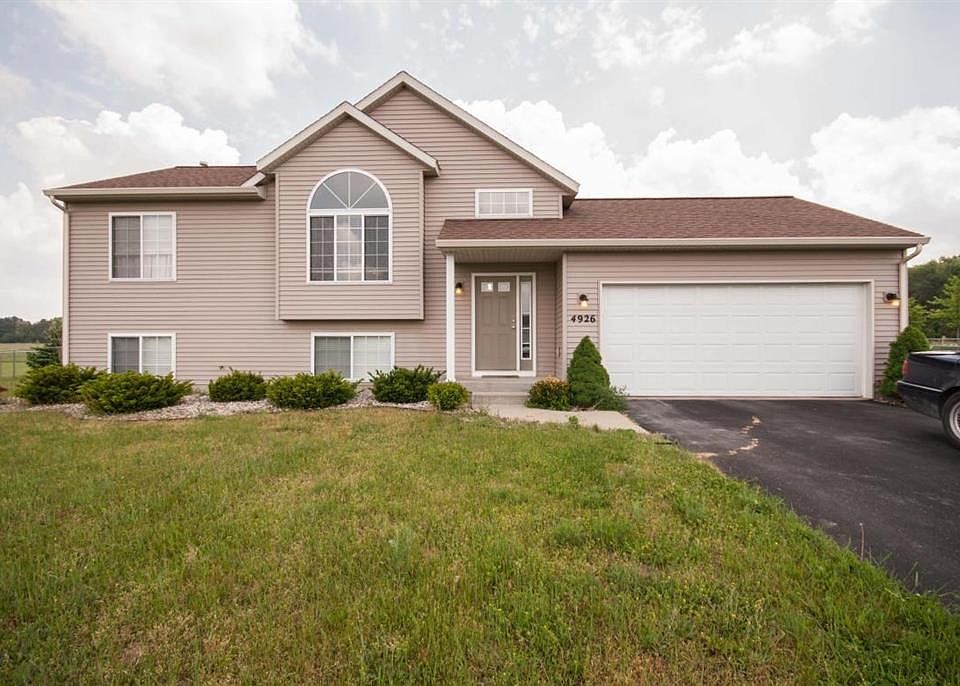 1st image of 4926 Whitefish Woods Dr #23