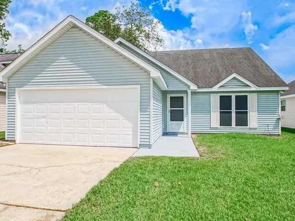 354 E Suncrest Loop, Slidell, LA 70458