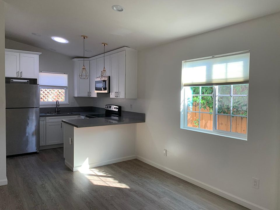 1st image of 4257 46th St