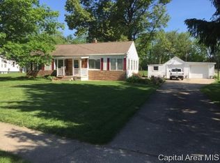 313 W Main St, Rochester, IL 62563