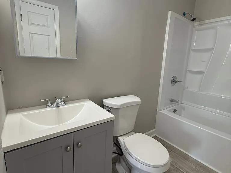 210 Schley Cir — Photo 12