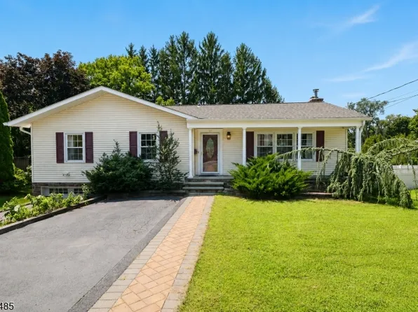 32 Grove St, Wharton Boro, NJ 07885