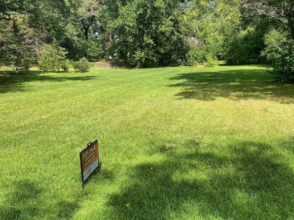 4627 Will Ann Dr, Rockford, IL 61101