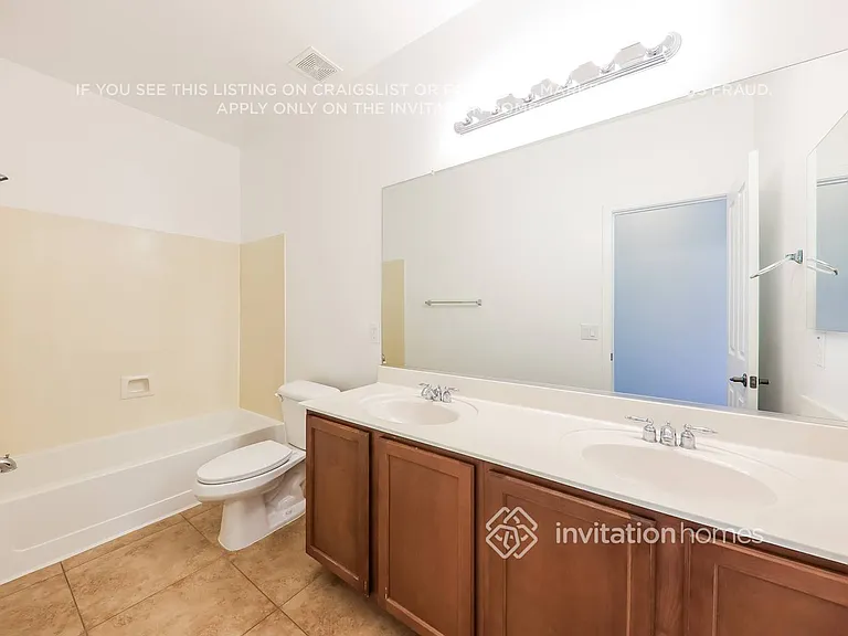 29357 N 67th Dr — Photo 16