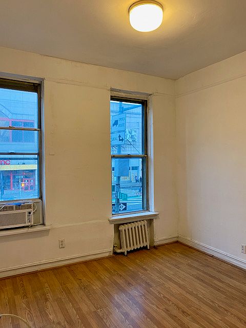 1st image of 253 E 31st St #1