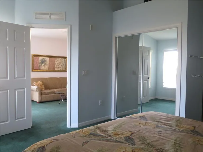 2806 Club Cortile Cir #B — Photo 24