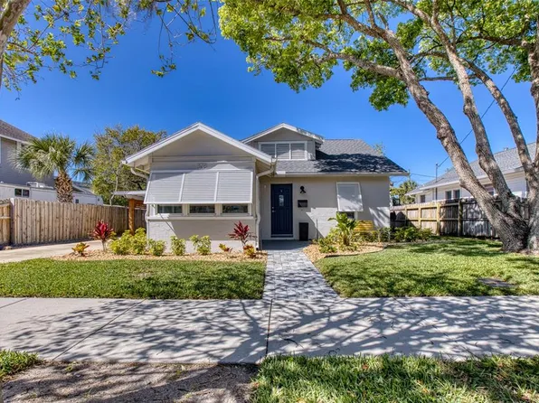 308 S Orange St, New Smyrna Beach, FL 32168