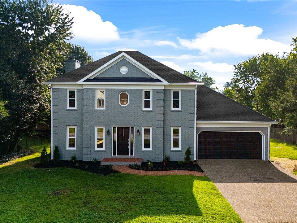 1st image of 1881 Woodhollow Way