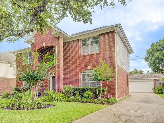4th image of 2810 Plantation Wood Ln