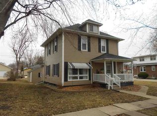 1213 11th Ave, Fulton, IL 61252