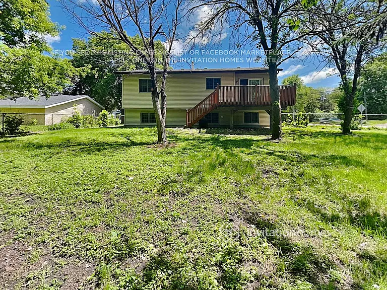 7701 Queen Ave N — Photo 20