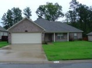 312 Hidden Meadows Dr, Benton, AR 72015