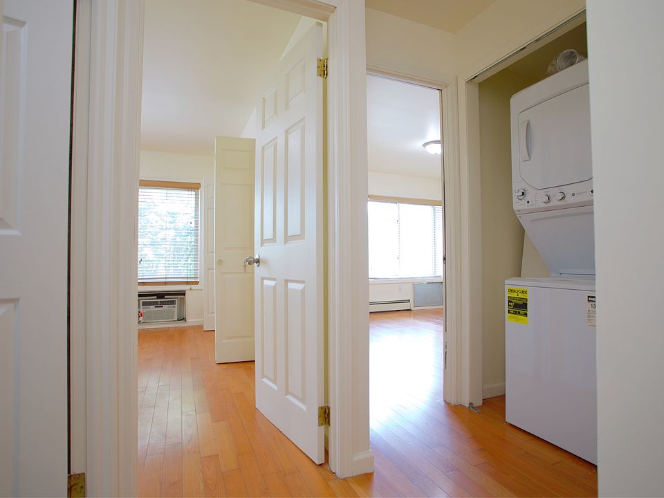 1st image of 40-24 76th St #3C