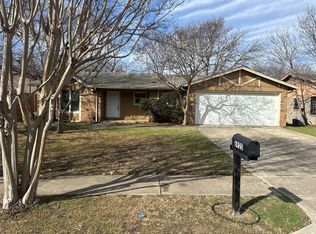 6925 Bennington Dr, Watauga, TX 76148