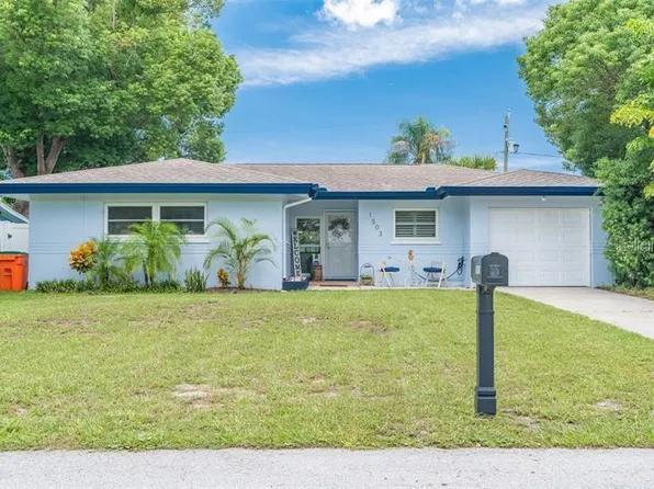 1503 4th St SW, Largo, FL 33770