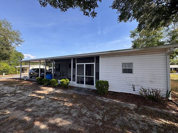2nd image of 505 Honeysuckle Dr