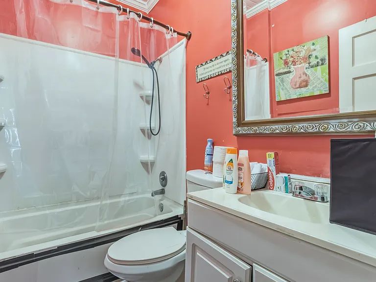 412 Pinehill Dr — Photo 10