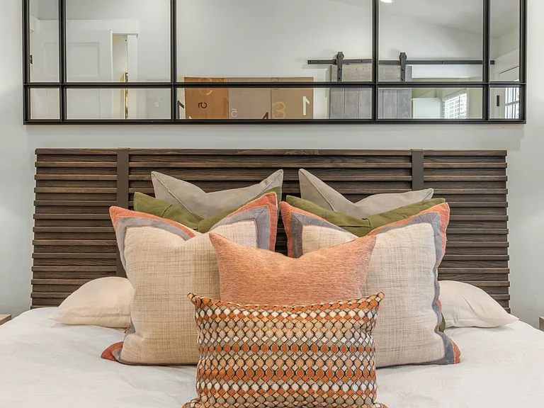 Luxury Spaces — Photo 226