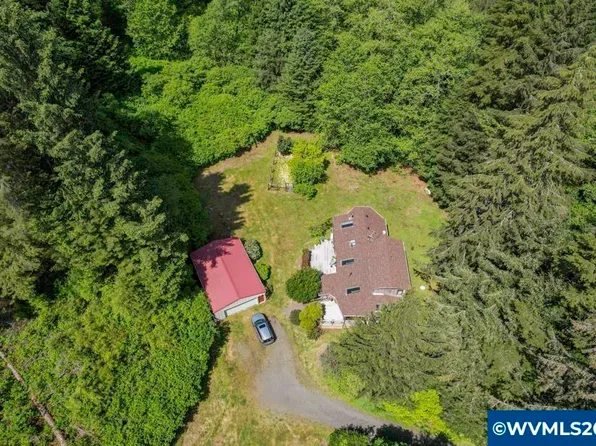 7999 Slab Creek Rd, Neskowin, OR 97149