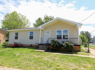 102 Monroe St, Radcliff, KY 40160