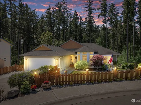 777 Carriage Court W, Eatonville, WA 98328