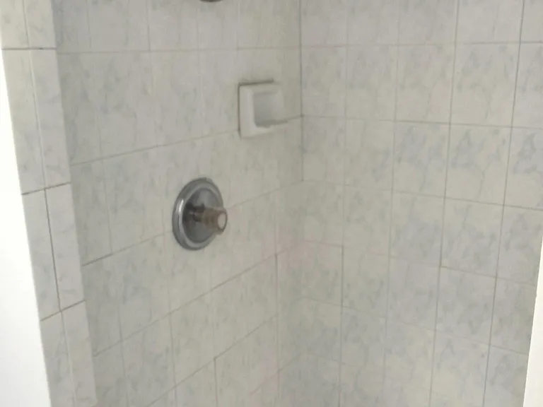 FULL SHOWER