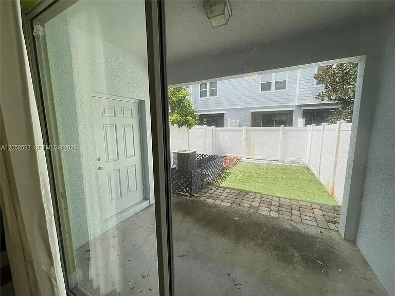 9038 Shepton St — Photo 8