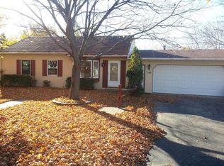 150 Marino Ave, Delavan, WI 53115