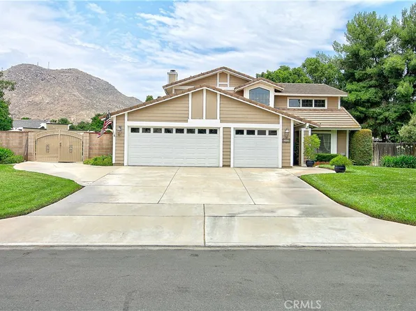 340 Pelican Dr, Riverside, CA 92507