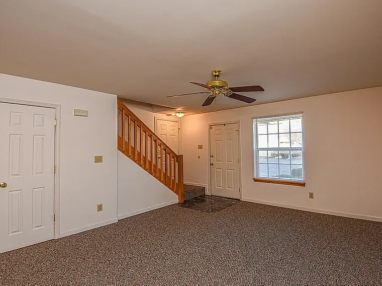 4531 Meadowlark Manor Ln — Photo 5