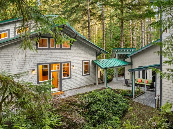 6950 Fletcher Bay Road NE, Bainbridge Island, WA 98110
