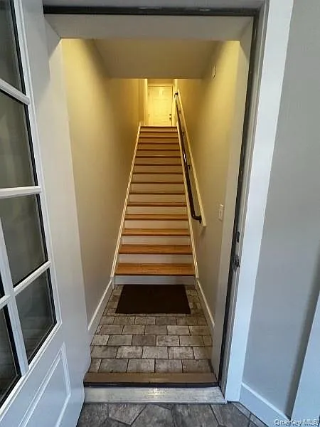 1 bed, 1.0 bath, 700 sqft, $1,950 — Photo 1