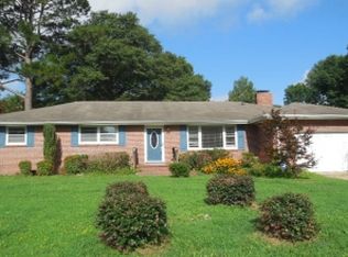 316 Lenore Trl, Chesapeake, VA 23320