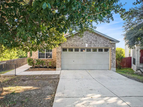 10007 Del Lago, San Antonio, TX 78245
