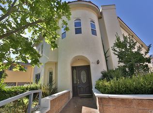 2543 Woodlyn Rd, Pasadena, CA 91107