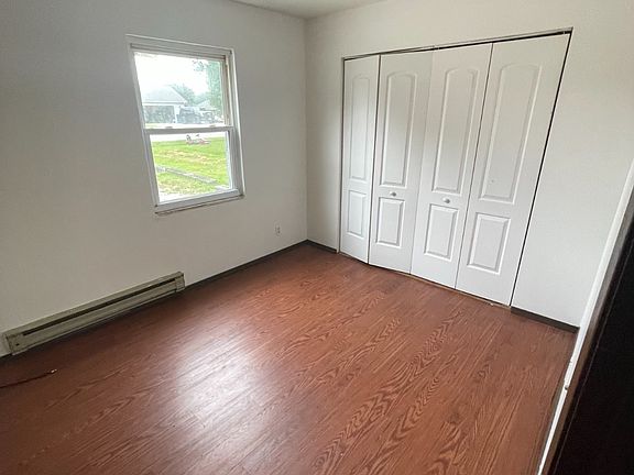 2nd image of 529 9th St