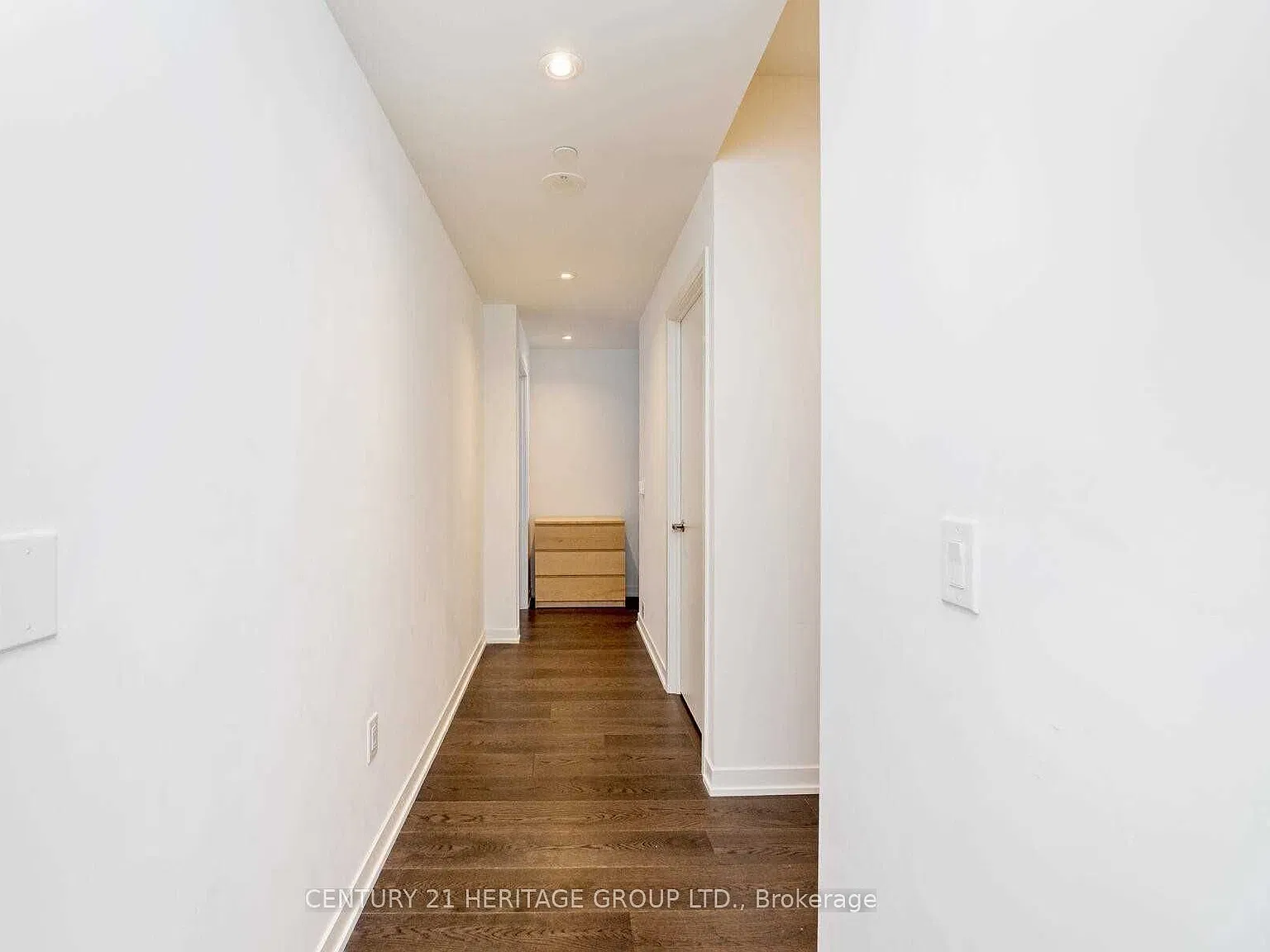 2 bed, $2,700 — Photo 2