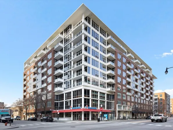 901 W Madison St Unit 411, Chicago, IL 60607