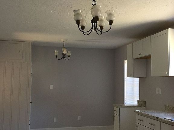 Kitchen with breakfast nook