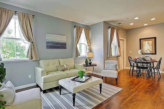 2 bed, 2.5 bath, 1127 sqft, $3,750 — Photo 3