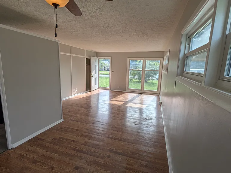 4815 Raven Rd — Photo 8