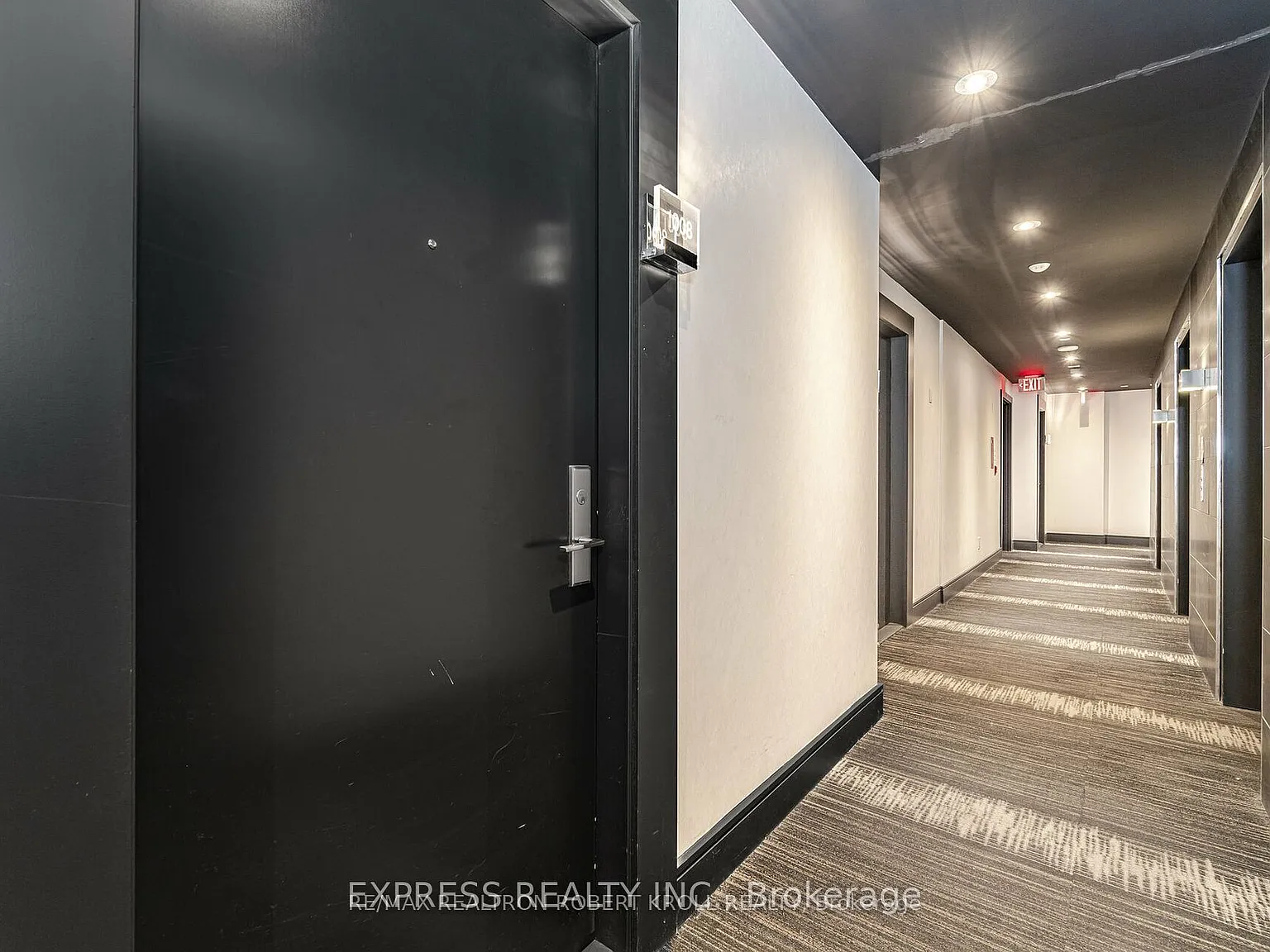 2 bed, $2,500 — Photo 4