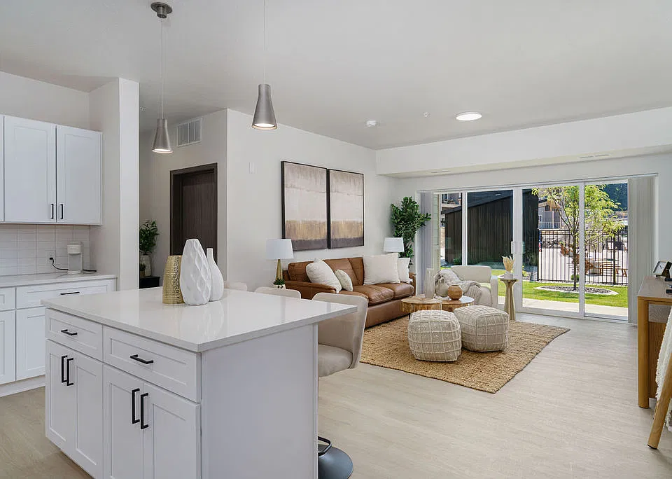 The Vistas Apartments at Beacon Hill